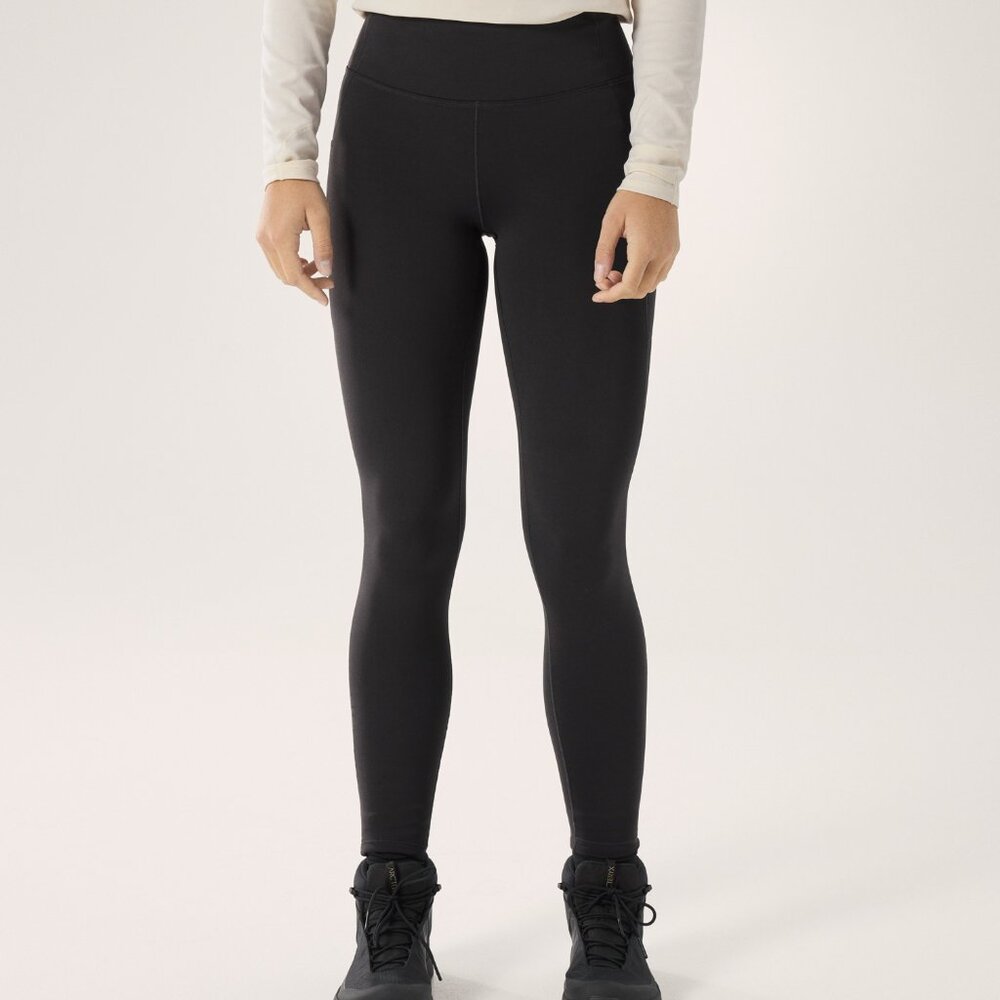 Arc'teryx Black Essent High-Rise Utility Legging
